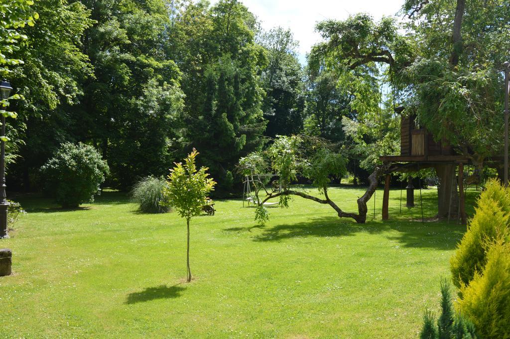 Le Moulin De Pommeuse Bed & Breakfast Eksteriør bilde