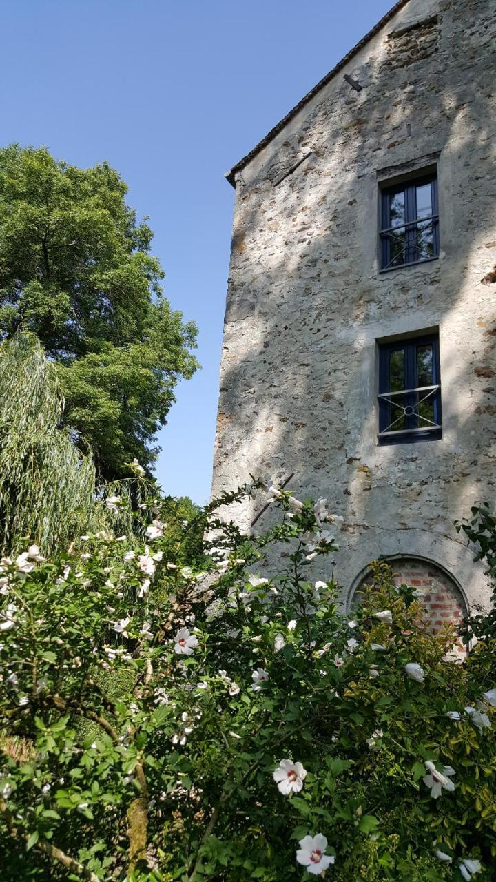 Le Moulin De Pommeuse Bed & Breakfast Eksteriør bilde